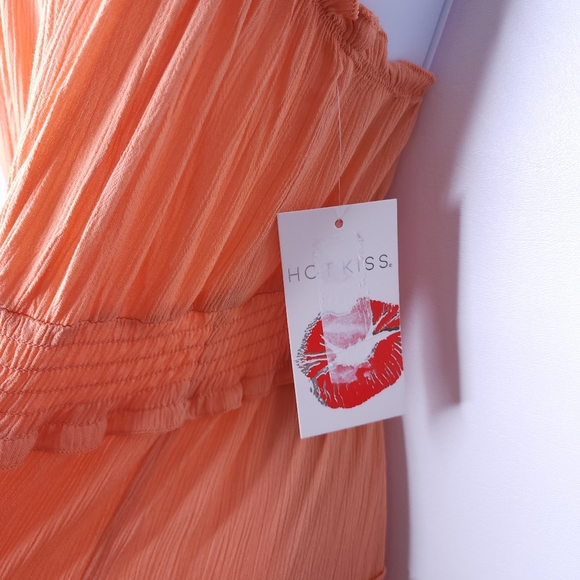 Hot Kiss Sun Dress Tiered Peach Coral Smocked Size Large Adjustable Straps NWT - Picture 9 of 11